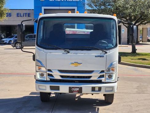 New 2025 Chevrolet Low Cab Forward 5500XG RWD image 8