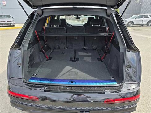 New 2026 Audi Q7 3.0T Prestige AWD/4WD image 14