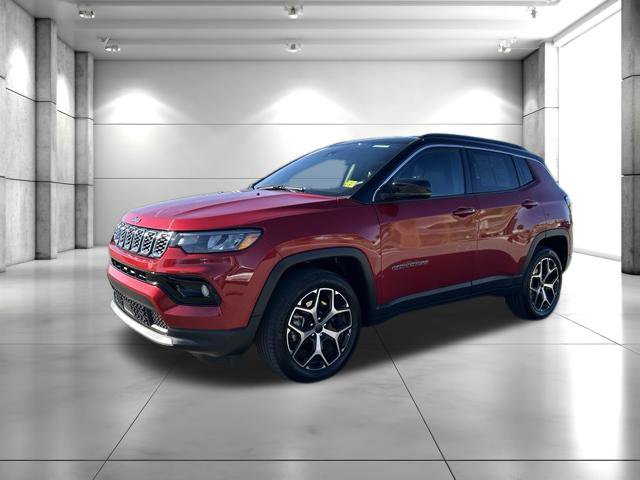 Used 2025 Jeep Compass Limited AWD/4WD image 3