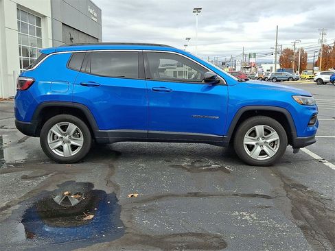 Used 2022 Jeep Compass Latitude w/ Convenience Group image 10
