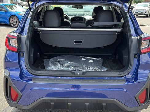 Used 2024 Subaru Crosstrek 2.5i Limited AWD/4WD image 25