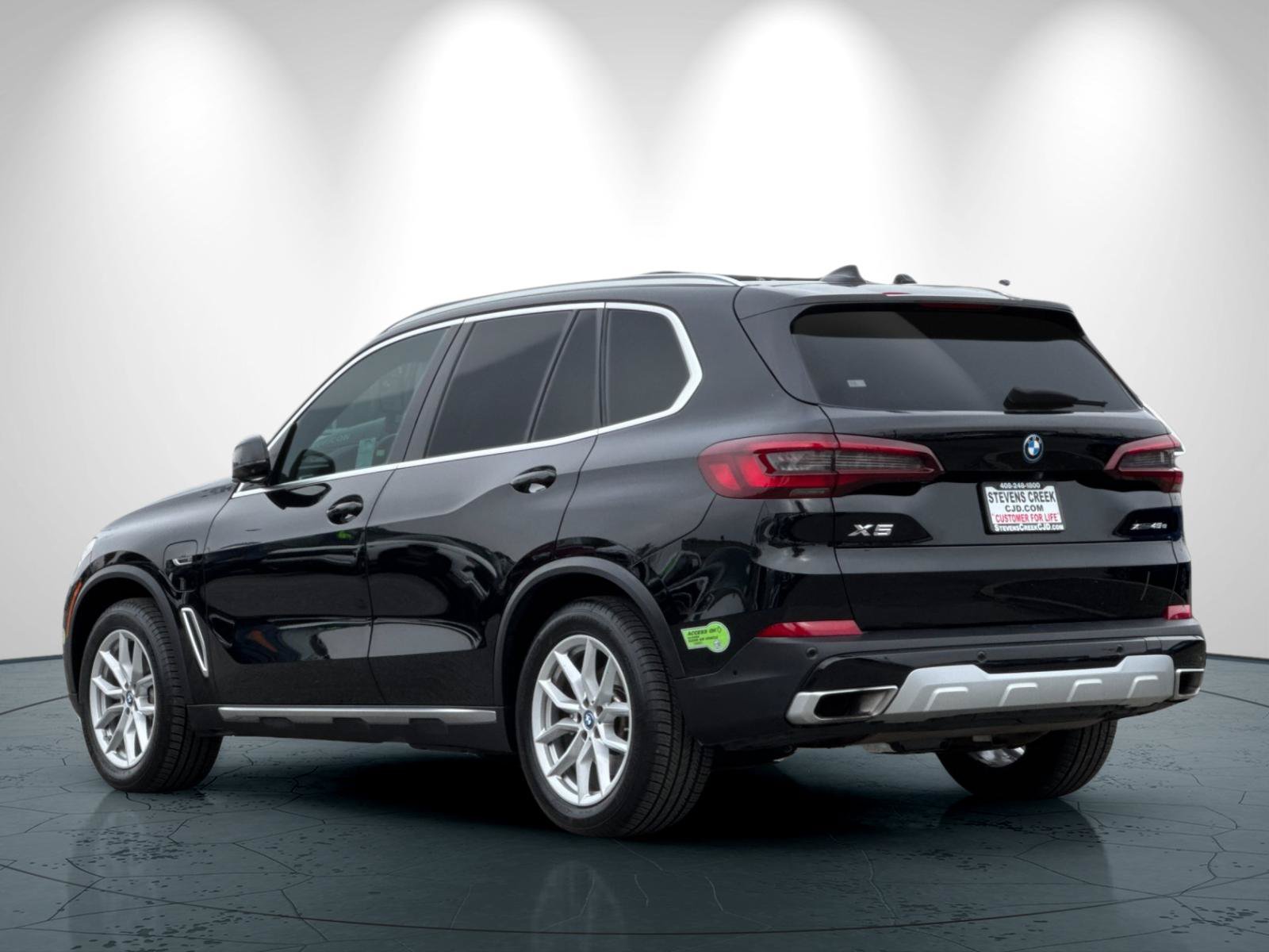 Used 2023 BMW X5 xDrive45e w/ Parking Assistance Package AWD/4WD image 6