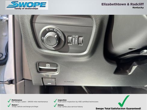 New 2026 Jeep Grand Cherokee Altitude AWD/4WD image 17