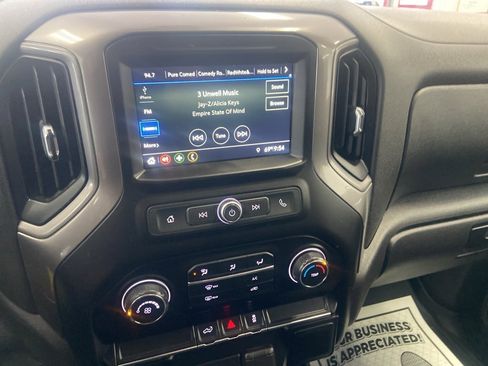 Used 2019 Chevrolet Silverado 1500 Custom w/ Custom Value Package image 23