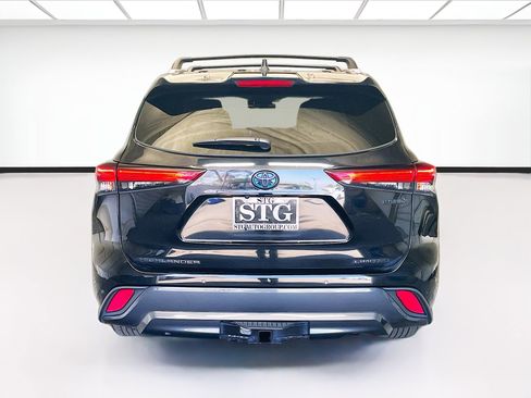Used 2023 Toyota Highlander Limited AWD/4WD image 5