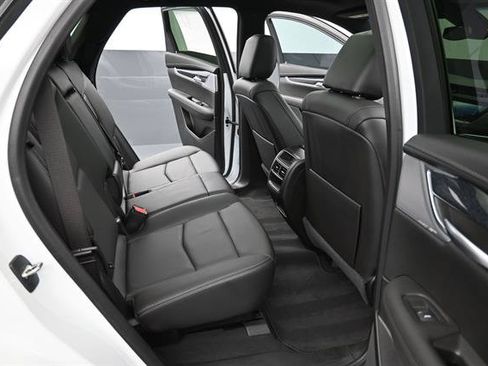 Used 2023 Cadillac XT5 Premium Luxury FWD image 21