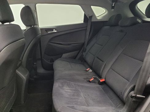 Used 2021 Hyundai Tucson SE FWD image 18