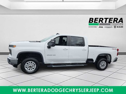 Used 2024 Chevrolet Silverado 2500 LT image 7