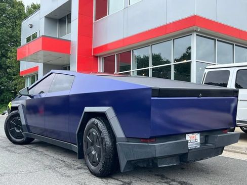 Used 2024 Tesla Cybertruck Cyberbeast AWD/4WD image 16