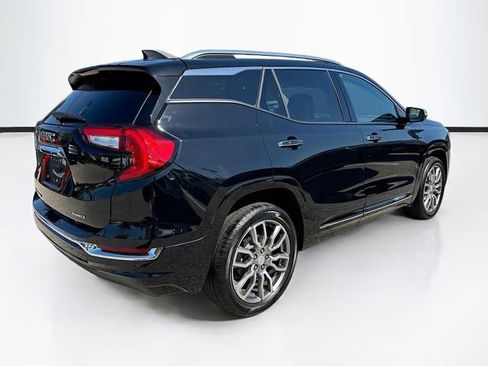 Used 2023 GMC Terrain Denali AWD/4WD image 9