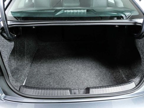 Certified 2024 Volkswagen Jetta SE FWD image 28