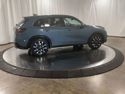 New 2026 Honda HR-V EX-L image 2