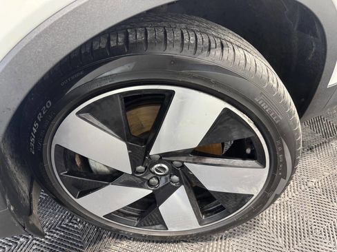 Used 2022 Volvo C40 P8 Recharge Ultimate image 45