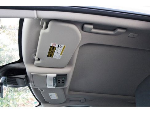 Certified 2023 Nissan Rogue SL w/ SL Premium Package image 26