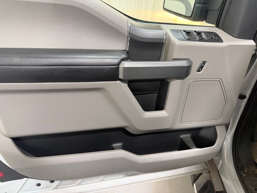 Used 2017 Ford F150 XLT w/ Equipment Group 301A Mid AWD/4WD image 12