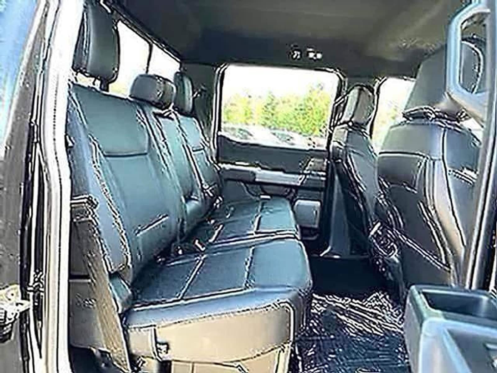 Used 2025 Ford F150 Lariat w/ Equipment Group 502A High AWD/4WD image 10