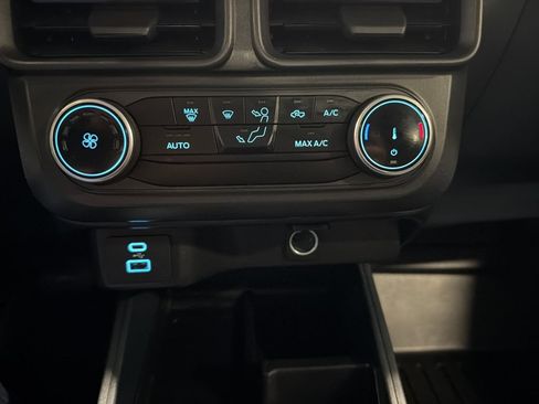 Used 2024 Ford Maverick XL FWD image 9