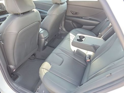 New 2026 Hyundai Elantra SEL Sport FWD image 27