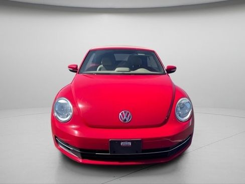 Used 2013 Volkswagen Beetle TDI FWD image 3