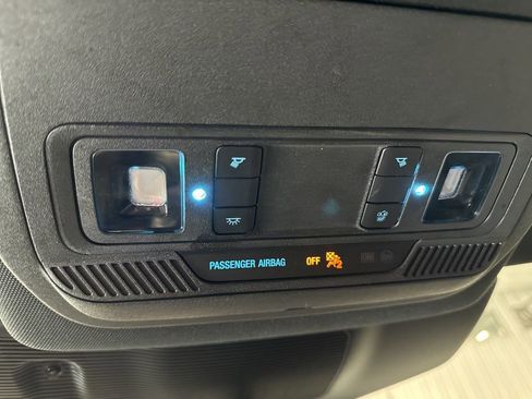 Used 2020 Ford Explorer XLT w/ Comfort Package AWD/4WD image 29