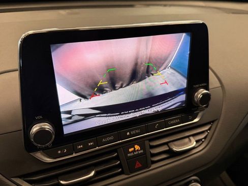 Used 2019 Nissan Altima 2.5 S FWD image 13