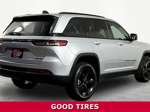Used 2025 Jeep Grand Cherokee Limited w/ Luxury Tech Group II AWD/4WD image 6