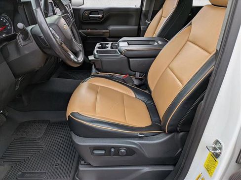 Used 2022 Chevrolet Silverado 1500 LT w/ Convenience Package II image 13