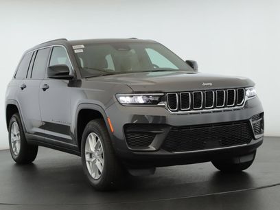 New 2025 Jeep Grand Cherokee Laredo X