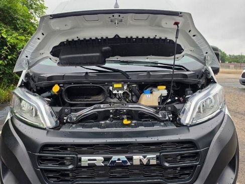Used 2025 RAM ProMaster 2500 w/ Convenience Group FWD image 31