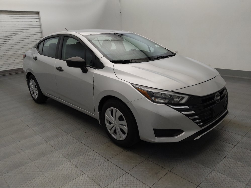 Used 2025 Nissan Versa S w/ Trunk Package FWD image 13