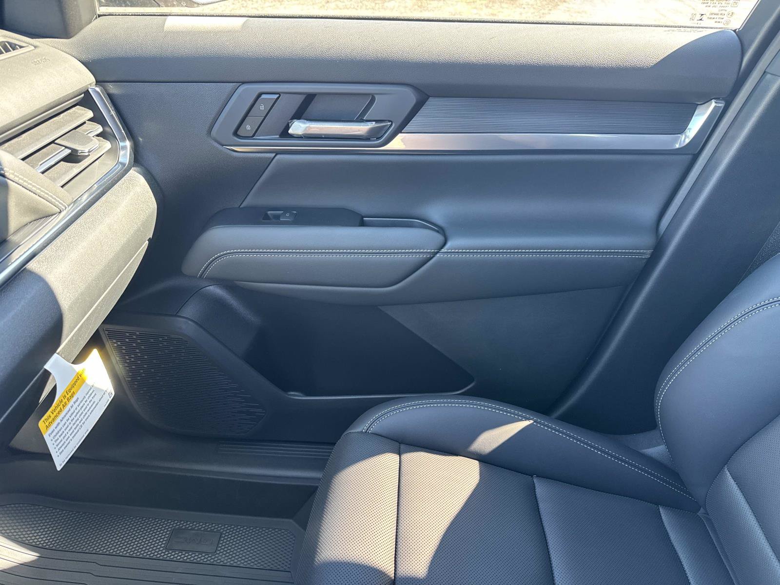 New 2027 GMC Terrain Elevation FWD image 24
