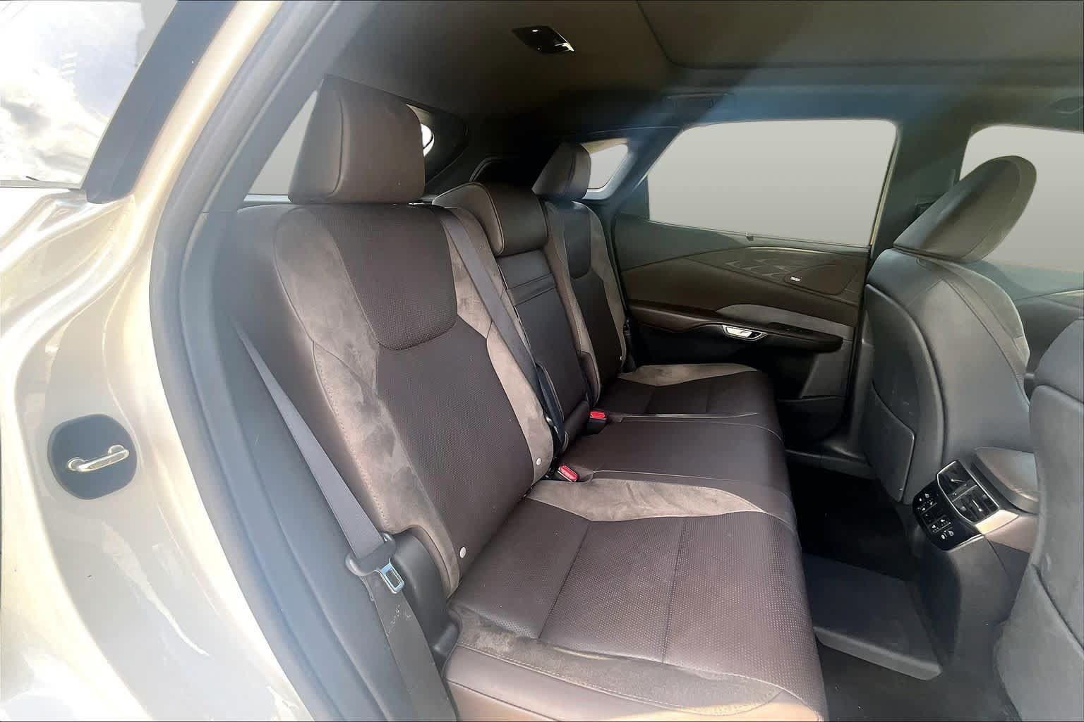 Used 2026 Lexus RX 450h AWD w/ Convenience Package image 20