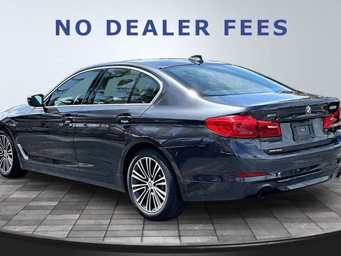 Used 2019 BMW 530i xDrive w/ Convenience Package image 4