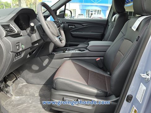 New 2026 Honda Ridgeline Black Edition image 9