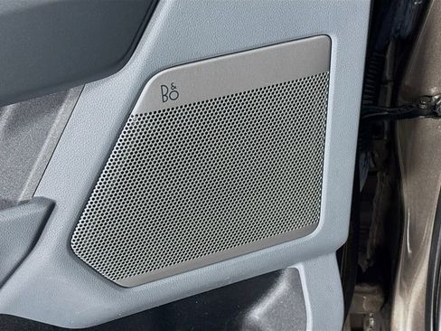 Used 2021 Ford F150 XLT w/ Equipment Group 302A High RWD image 19