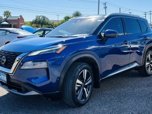 Certified 2023 Nissan Rogue SL w/ SL Premium Package image 3