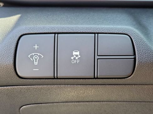 New 2026 Hyundai Elantra SEL Sport FWD image 19