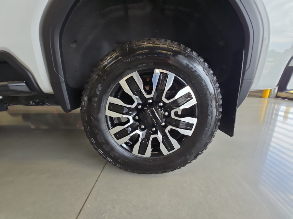 Certified 2026 GMC Sierra 3500 Denali Ultimate AWD/4WD image 26