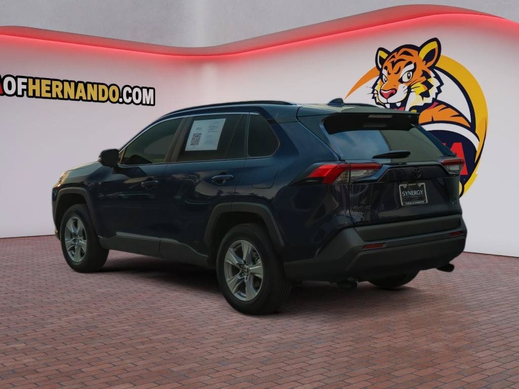 Used 2025 Toyota RAV4 XLE w/ Convenience Package AWD/4WD image 8
