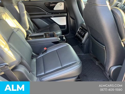 Used 2025 Lincoln Aviator Reserve w/ Equipment Group 201A AWD/4WD image 18