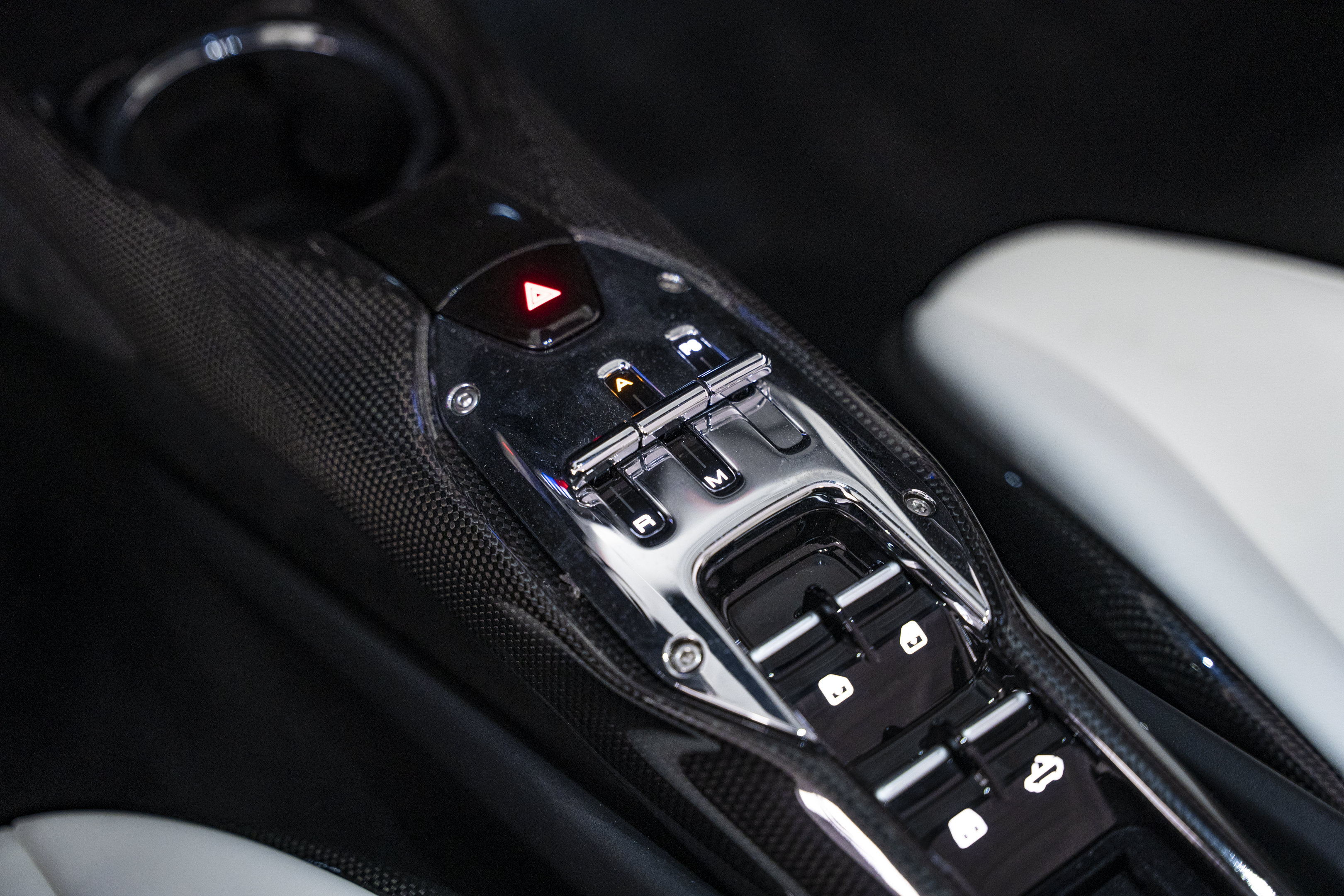 Used 2024 Ferrari 296 GTS RWD image 45