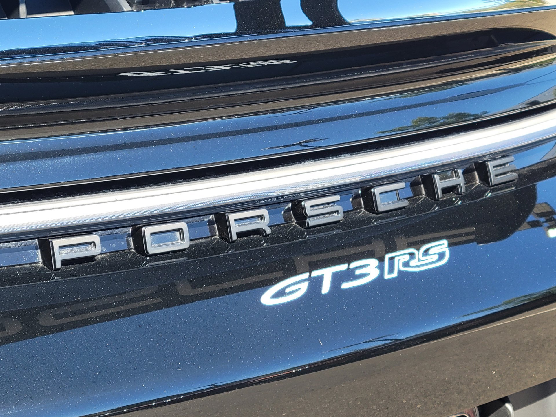 Certified 2024 Porsche 911 GT3 RS RWD image 29