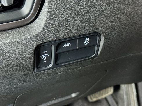 Certified 2023 Kia Sorento LX AWD/4WD image 10