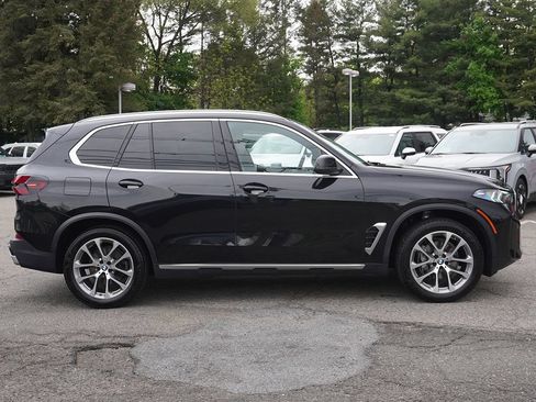 Used 2024 BMW X5 xDrive40i w/ Premium Package AWD/4WD image 20