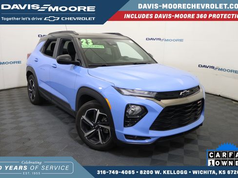 Used 2023 Chevrolet TrailBlazer RS w/ Sun and Liftgate Package FWD image 1