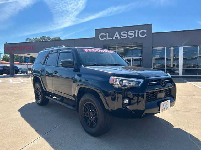 Used 2022 Toyota 4Runner SR5 Premium w/ Moonroof Package AWD/4WD image 1