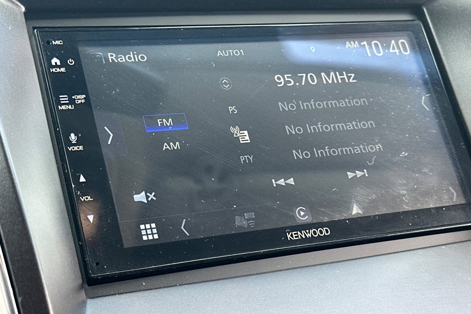 Used 2020 Ford Edge Titanium FWD image 18