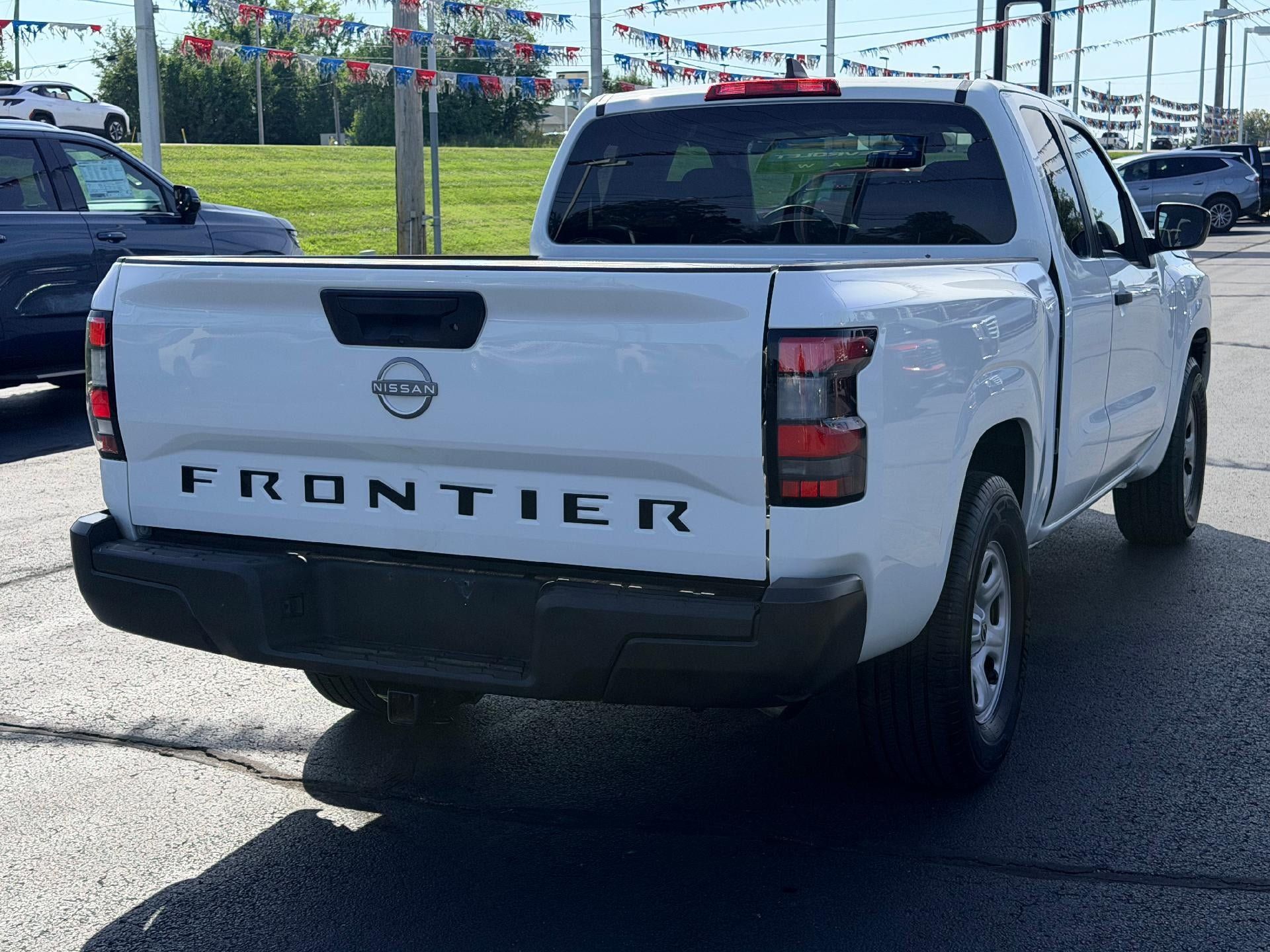 Used 2024 Nissan Frontier S w/ S Utility Package RWD image 5