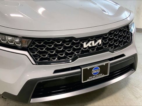 Used 2023 Kia Sorento S w/ Panoramic Sunroof Package image 33