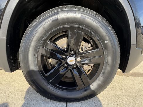 Used 2019 Chevrolet Trax LT w/ LT Convenience Package image 10